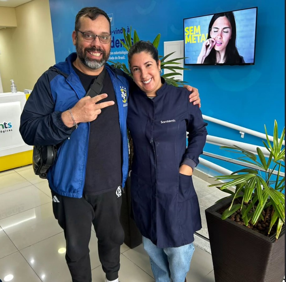 Equipe Sorridents Teresópolis com paciente