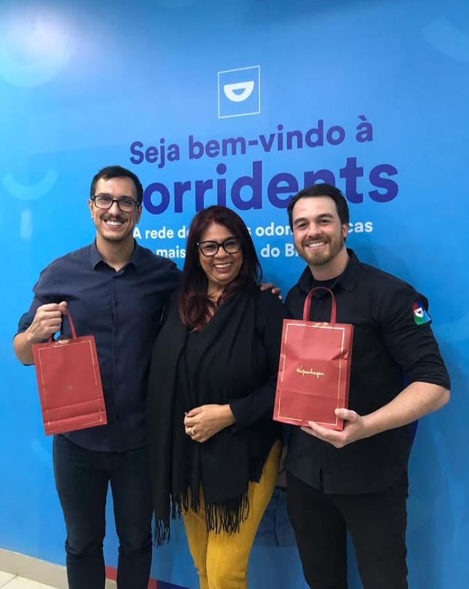 Equipe Sorridents Teresópolis com paciente